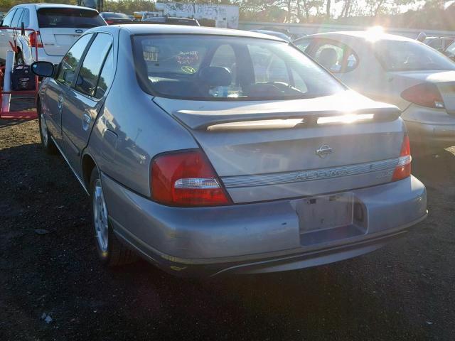 1N4DL01A71C140715 - 2001 NISSAN ALTIMA GXE SILVER photo 3