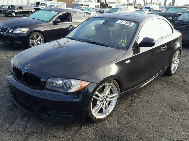 WBAUC9C56BVM09434 - 2011 BMW 135 I BLACK photo 2