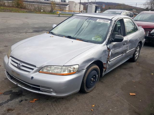 1HGCG66852A027833 - 2002 HONDA ACCORD EX SILVER photo 2