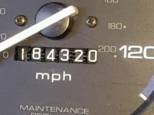 2HGEJ6610YH565105 - 2000 HONDA CIVIC BASE GREEN photo 8