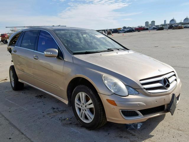 4JGCB75E27A051729 - 2007 MERCEDES-BENZ R 500 GOLD photo 1