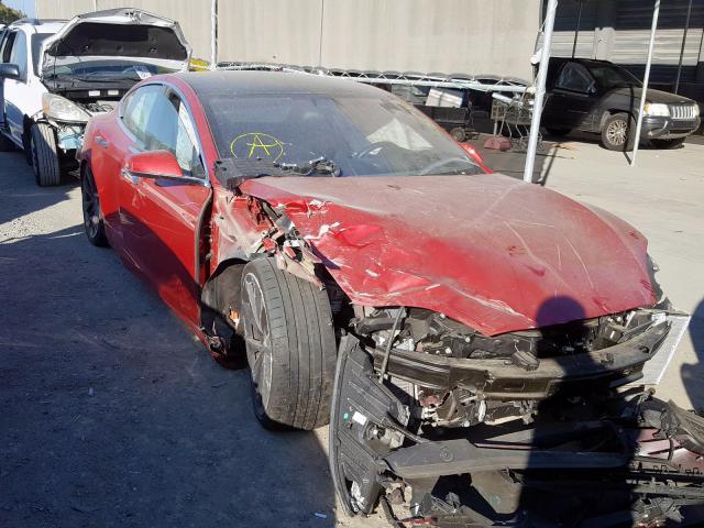 5YJSA1E46JF263183 - 2018 TESLA MODEL S RED photo 1