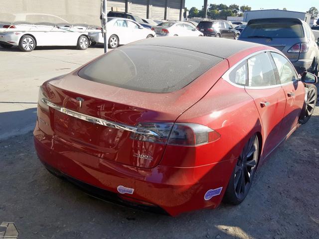 5YJSA1E46JF263183 - 2018 TESLA MODEL S RED photo 4