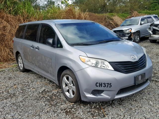 5TDZK3DC4FS615275 - 2015 TOYOTA SIENNA SILVER photo 1