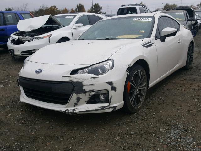 JF1ZCAC16F8604869 - 2015 SUBARU BRZ 2.0 LI WHITE photo 2