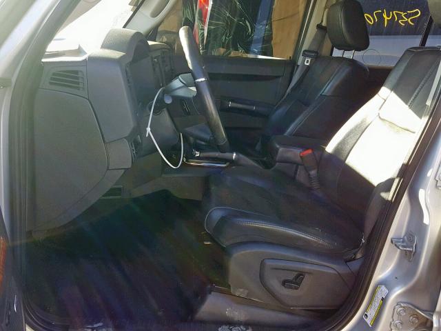 1J8HG58238C215442 - 2008 JEEP COMMANDER Gümüş foto 5