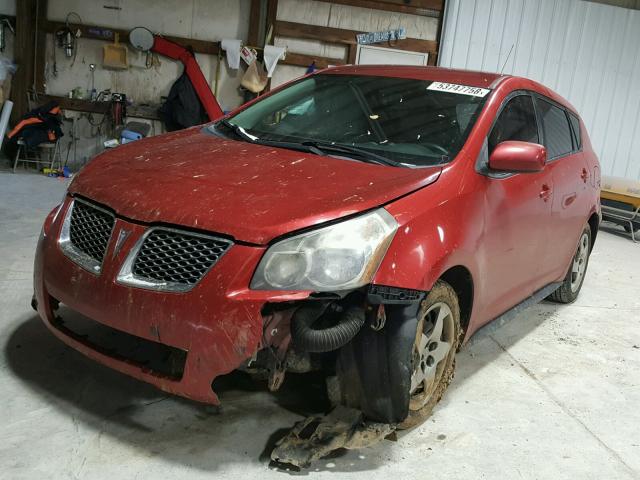 5Y2SL67889Z438367 - 2009 PONTIAC VIBE RED photo 2