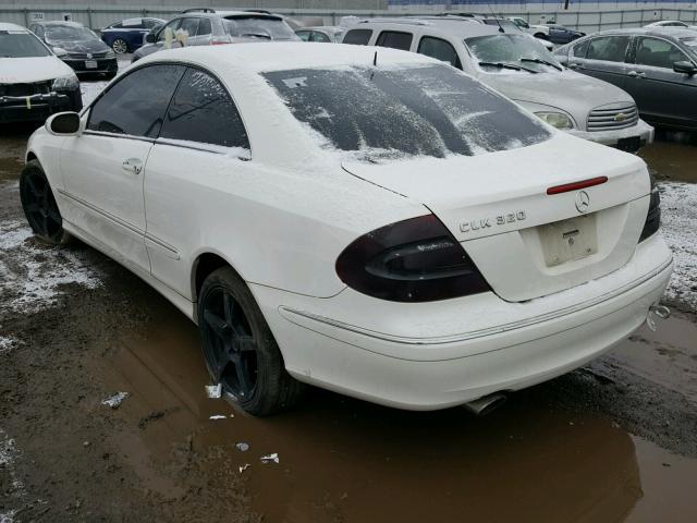 WDBTJ65J55F141082 - 2005 MERCEDES-BENZ CLK 320C WHITE photo 3