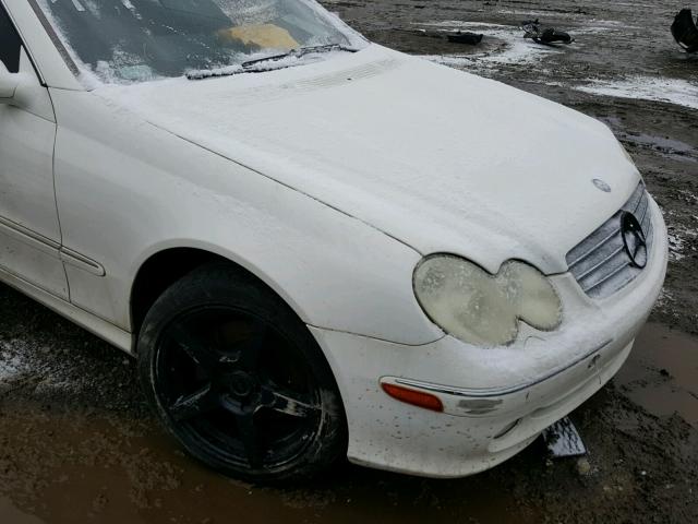 WDBTJ65J55F141082 - 2005 MERCEDES-BENZ CLK 320C WHITE photo 9