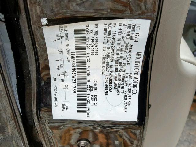 1FAFP34N95W231289 - 2005 FORD FOCUS ZX4 BLACK photo 10