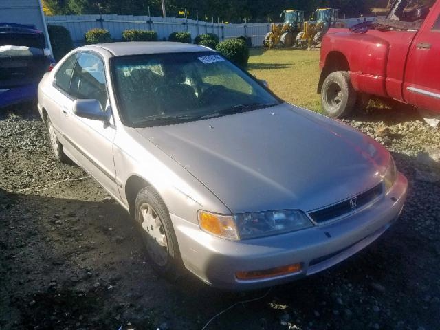 1HGCD7136TA009806 - 1996 HONDA ACCORD LX SILVER photo 1