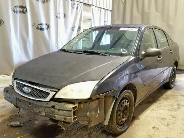 1FAFP34N06W188270 - 2006 FORD FOCUS ZX4 BLACK photo 2