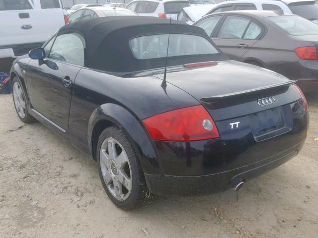 TRUTC28NX21039830 - 2002 AUDI TT BLACK photo 3