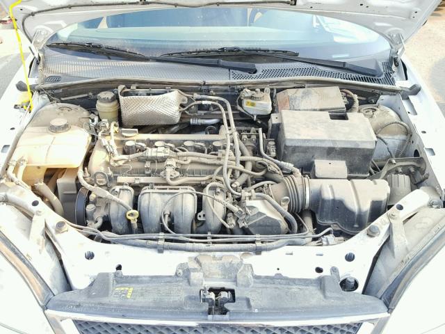 3FAFP37N15R110500 - 2005 FORD FOCUS ZX5 WHITE photo 7