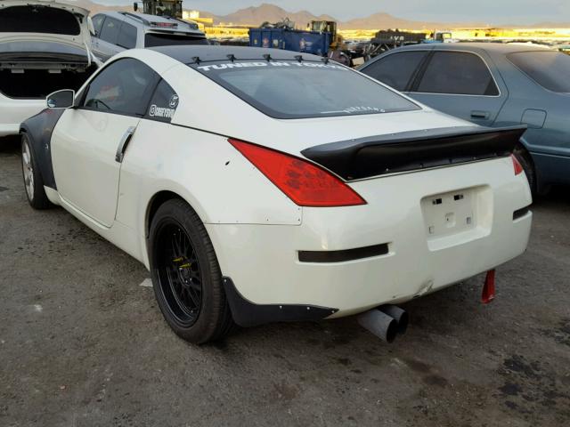 JN1AZ34D56M331704 - 2006 NISSAN 350Z COUPE WHITE photo 3