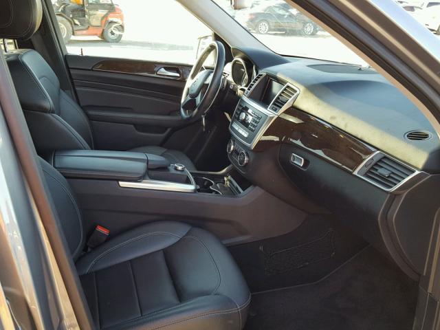4JGDA5HBXCA016671 - 2012 MERCEDES-BENZ ML 350 4MA GRAY photo 5