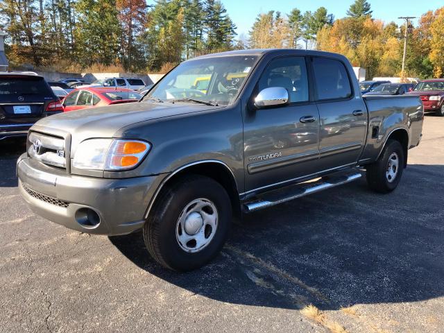 5TBDT44104S447183 - 2004 TOYOTA TUNDRA DOU GRAY photo 2