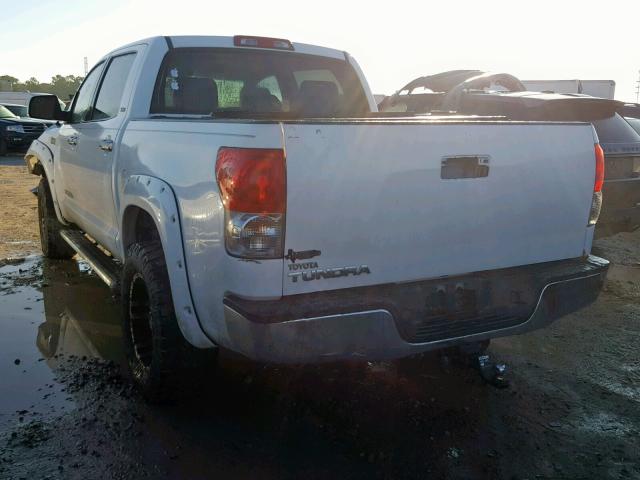 5TFEV54188X046248 - 2008 TOYOTA TUNDRA CRE WHITE photo 3