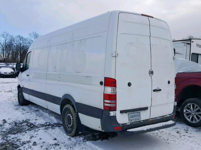 WDYPE845875222713 - 2007 FREIGHTLINER SPRINTER 2 WHITE photo 3