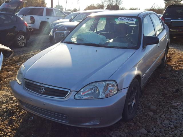 2HGEJ6611YH527849 - 2000 HONDA CIVIC BASE 银色 照片 2