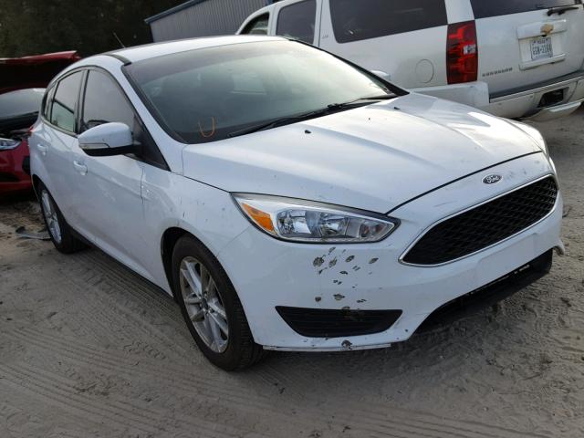 1FADP3K26GL235420 - 2016 FORD FOCUS SE WHITE photo 1