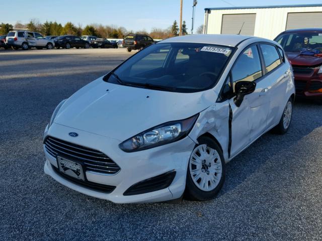 3FADP4TJ8FM122738 - 2015 FORD FIESTA S WHITE photo 2