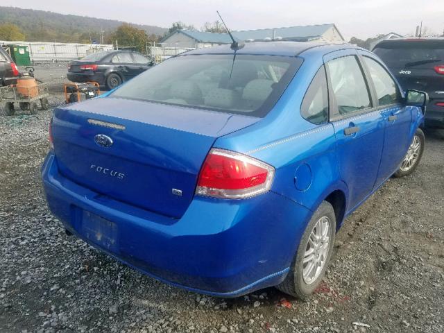 1FAHP3FNXBW175459 - 2011 FORD FOCUS SE BLUE photo 4