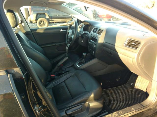 3VW2K7AJ7DM404125 - 2013 VOLKSWAGEN JETTA BASE BLACK photo 5