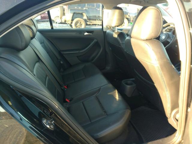 3VW2K7AJ7DM404125 - 2013 VOLKSWAGEN JETTA BASE BLACK photo 6