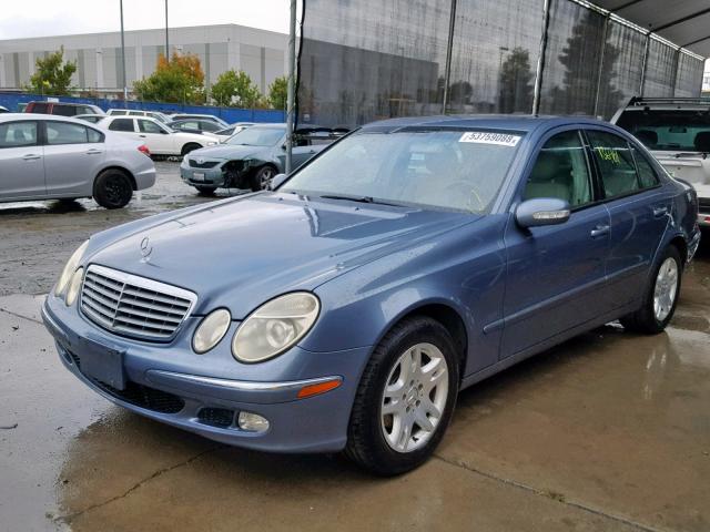 WDBUF65J13A164214 - 2003 MERCEDES-BENZ E 320 BLUE photo 2