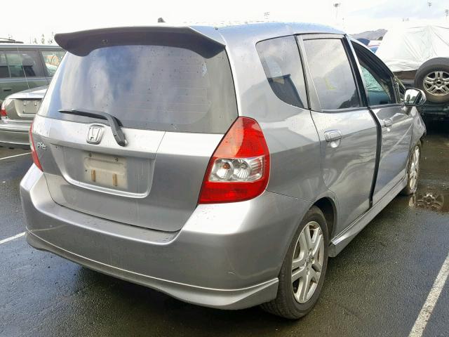 JHMGD38668S069111 - 2008 HONDA FIT SPORT SILVER photo 4