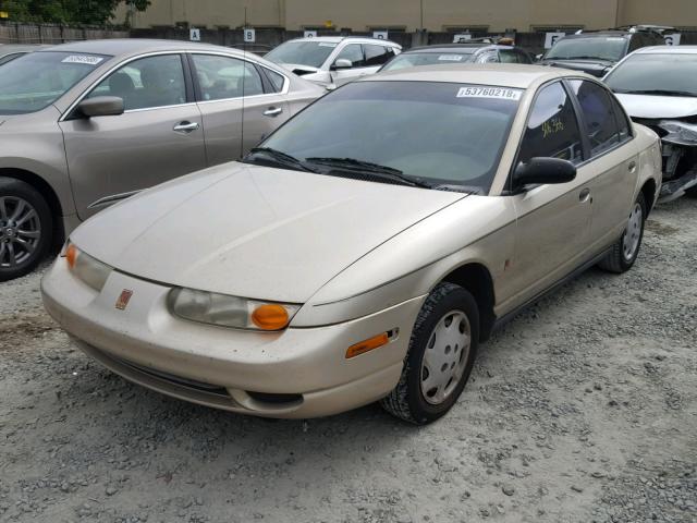 1G8ZH5288YZ244688 - 2000 SATURN SL1 BEIGE photo 2