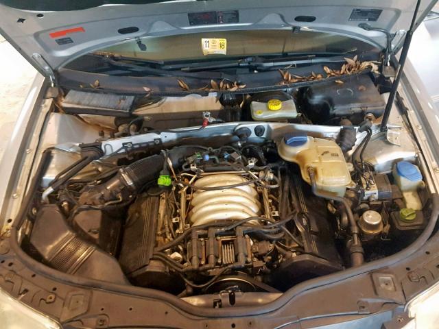 WVWRH63B63P346419 - 2003 VOLKSWAGEN PASSAT GLX 银色 照片 7