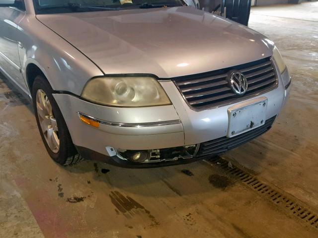 WVWRH63B63P346419 - 2003 VOLKSWAGEN PASSAT GLX 银色 照片 9