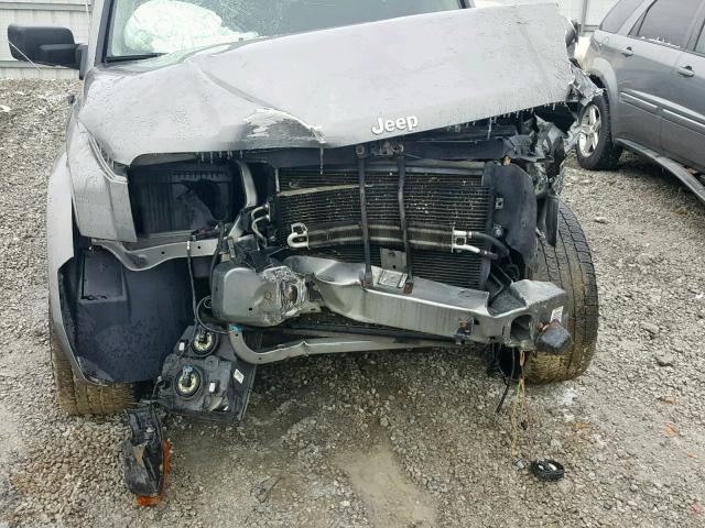 1J8HG48K07C654476 - 2007 JEEP COMMANDER Grafit foto 9