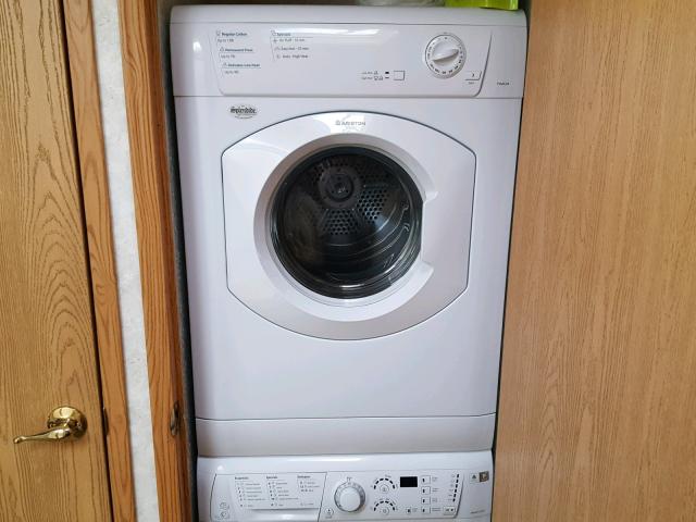 4YDF3672024059196 - 2002 KEYSTONE MONTANA WHITE photo 10