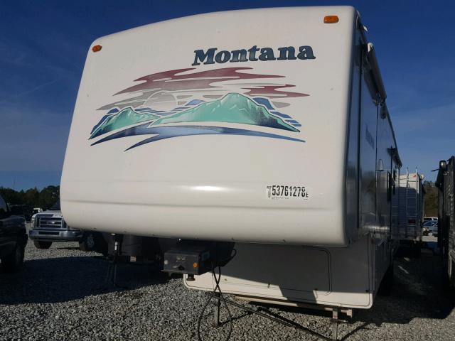 4YDF3672024059196 - 2002 KEYSTONE MONTANA WHITE photo 2