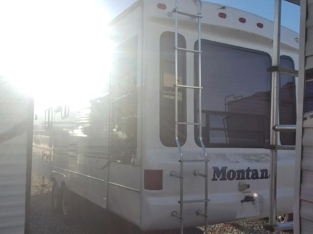 4YDF3672024059196 - 2002 KEYSTONE MONTANA WHITE photo 3