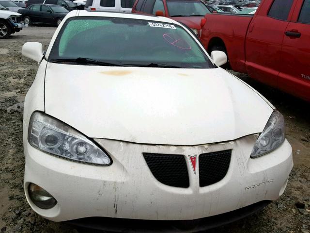 2G2WP552X81126139 - 2008 PONTIAC GRAND PRIX WHITE photo 9