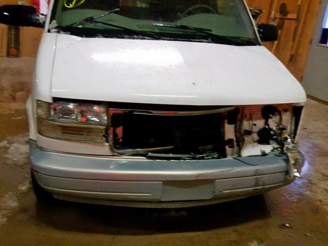 1GKEL19W9YB531356 - 2000 GMC SAFARI XT WHITE photo 9