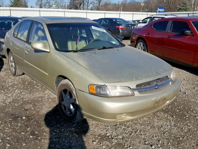 1N4DL01D1WC196215 - 1998 NISSAN ALTIMA XE GOLD photo 1