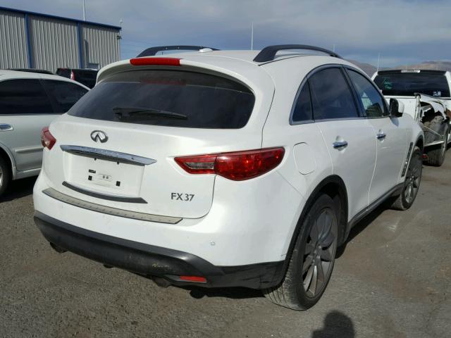 JN8CS1MW8DM172016 - 2013 INFINITI FX37 WHITE photo 4