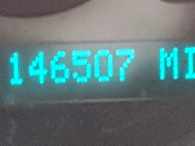 1G1ZC5E1XBF392636 - 2011 CHEVROLET MALIBU 1LT SILVER photo 8