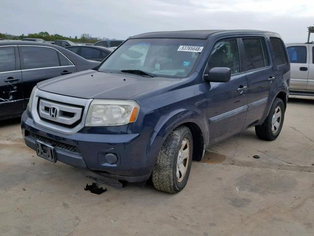 5FNYF3H2XBB025873 - 2011 HONDA PILOT LX BLUE photo 2