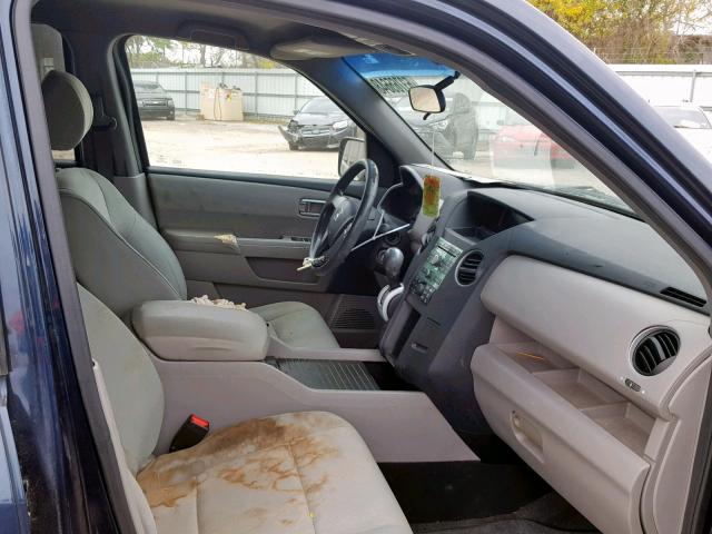 5FNYF3H2XBB025873 - 2011 HONDA PILOT LX BLUE photo 5