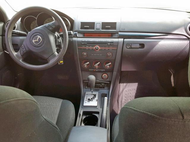 JM1BK12F381838927 - 2008 MAZDA 3 I GRAY photo 9