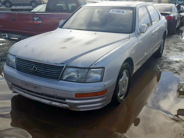 JT8BH28F9V0092821 - 1997 LEXUS LS 400 WHITE photo 2