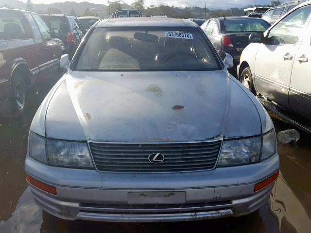 JT8BH28F9V0092821 - 1997 LEXUS LS 400 WHITE photo 9