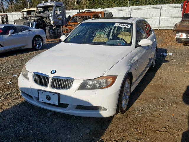 WBAVD33596KV67434 - 2006 BMW 330 XI WHITE photo 2