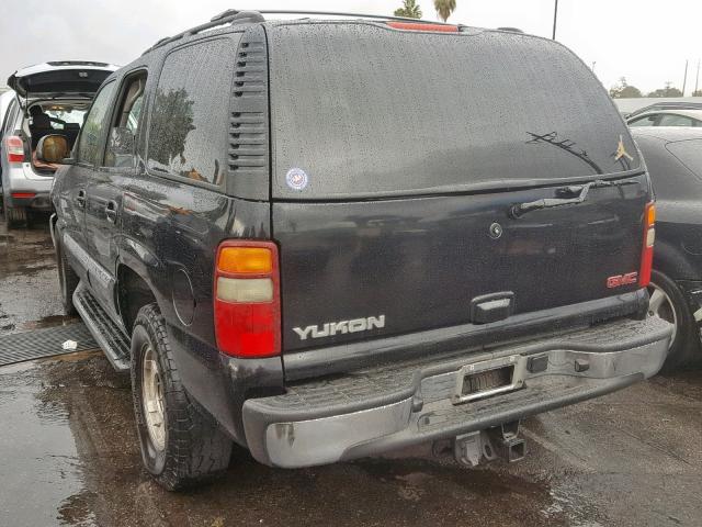 1GKEC13TX2R253659 - 2002 GMC YUKON BLACK photo 3